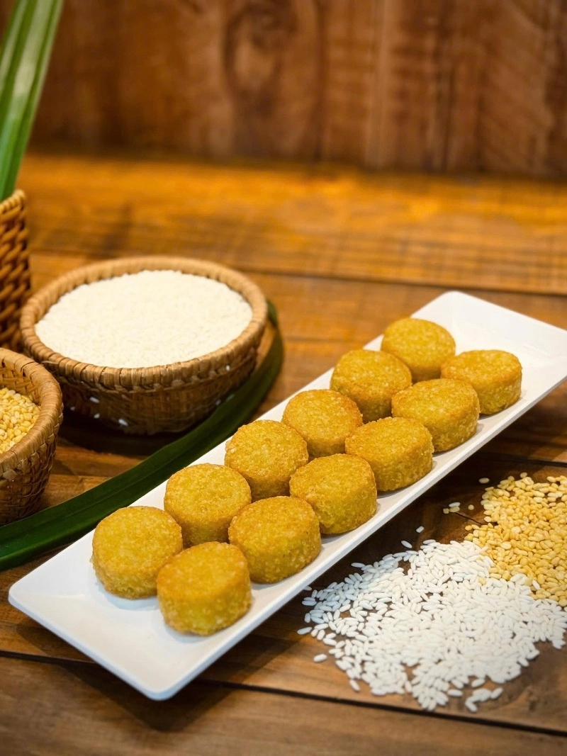 Món Ăn Tại Nhà Hàng Lữ Gia – Đa Dạng Hương Vị, Nổi Bật Bò Nướng Ngói, Sôi Chiên Và Chả Đùm